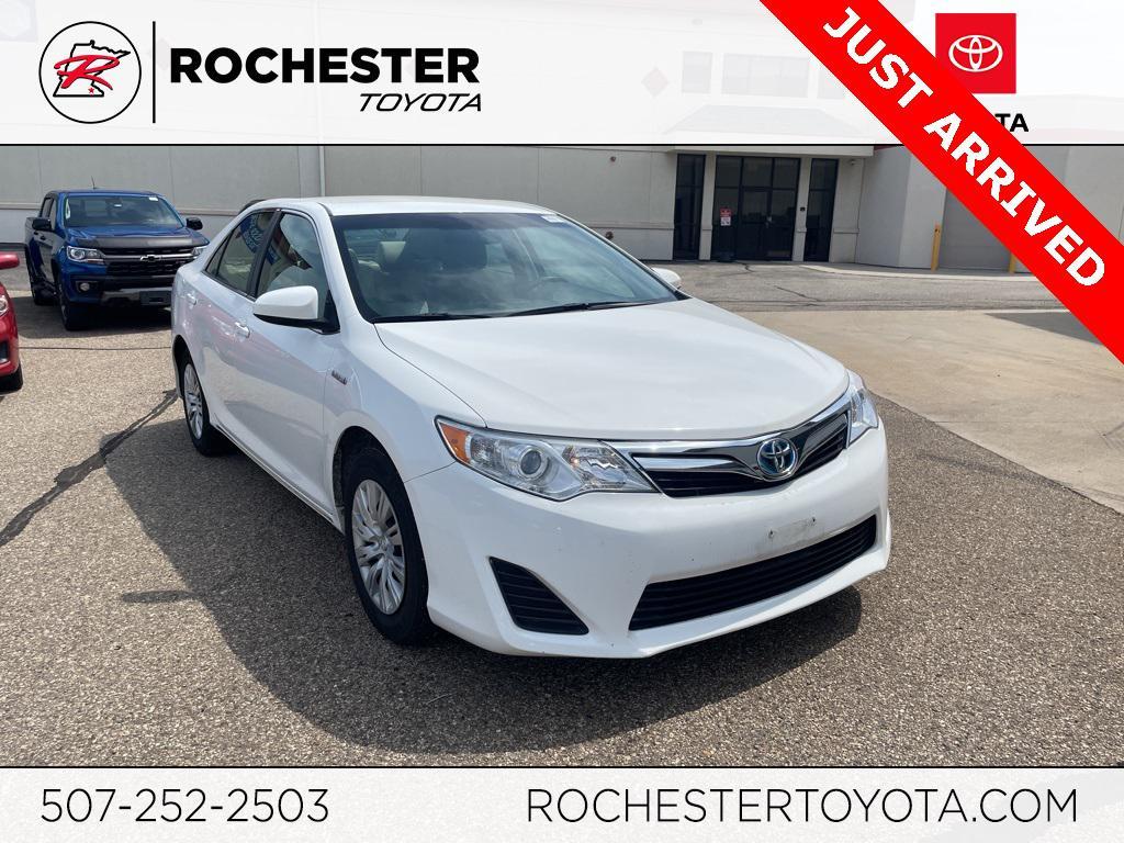 used 2014 Toyota Camry Hybrid car, priced at $16,000