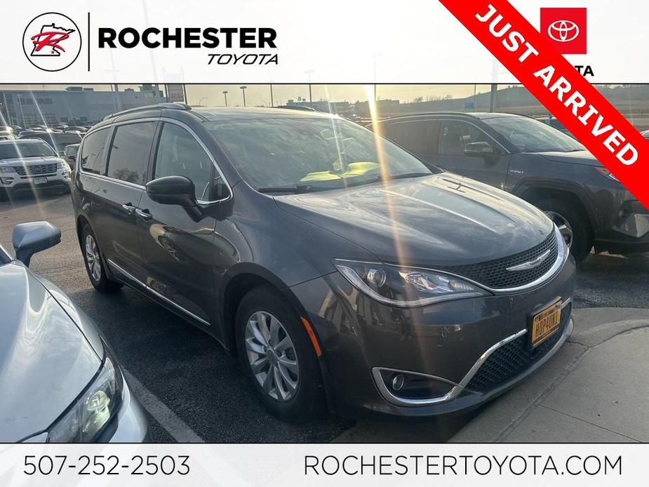 used 2018 Chrysler Pacifica car, priced at $11,000