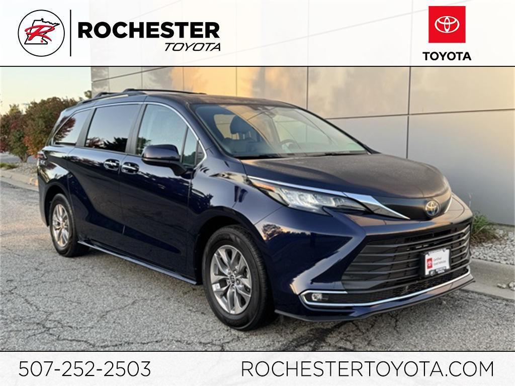 used 2022 Toyota Sienna car, priced at $44,499