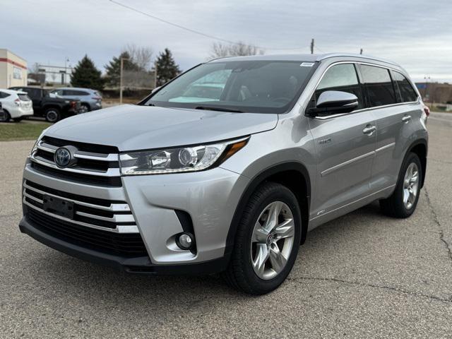 used 2017 Toyota Highlander Hybrid car, priced at $19,500