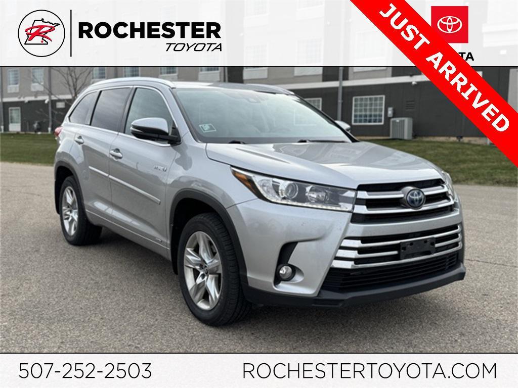 used 2017 Toyota Highlander Hybrid car, priced at $19,500