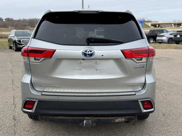 used 2017 Toyota Highlander Hybrid car, priced at $19,500