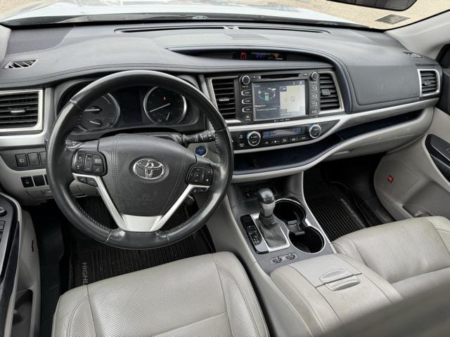 used 2017 Toyota Highlander Hybrid car, priced at $19,500