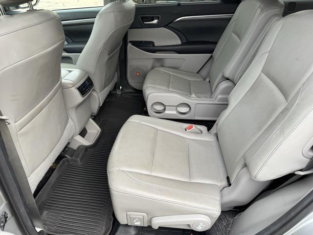 used 2017 Toyota Highlander Hybrid car, priced at $19,500