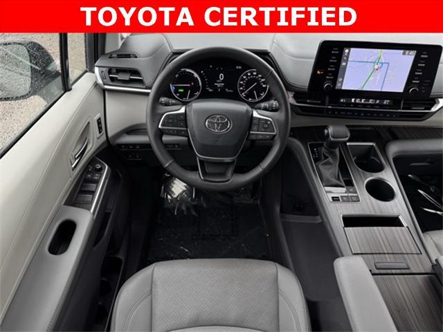 used 2024 Toyota Sienna car, priced at $53,598