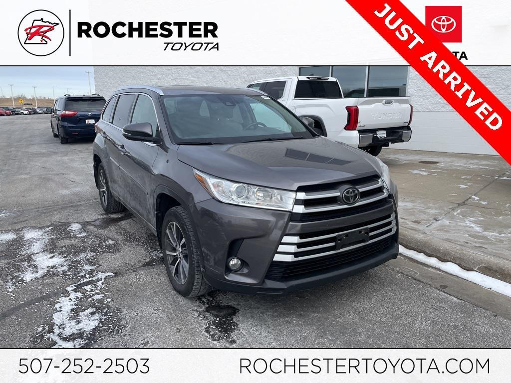 used 2018 Toyota Highlander car, priced at $24,999