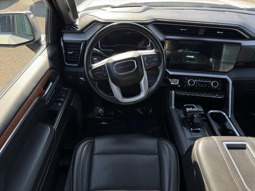 used 2022 GMC Sierra 1500 car, priced at $40,999