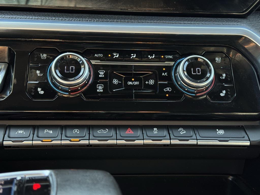 used 2022 GMC Sierra 1500 car, priced at $40,999