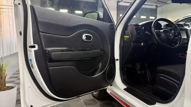 used 2014 Kia Soul car, priced at $9,500