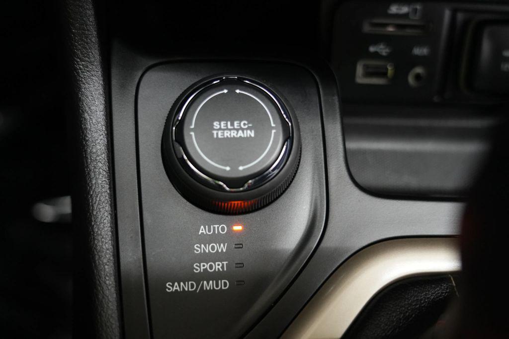 used 2017 Jeep Cherokee car, priced at $10,730
