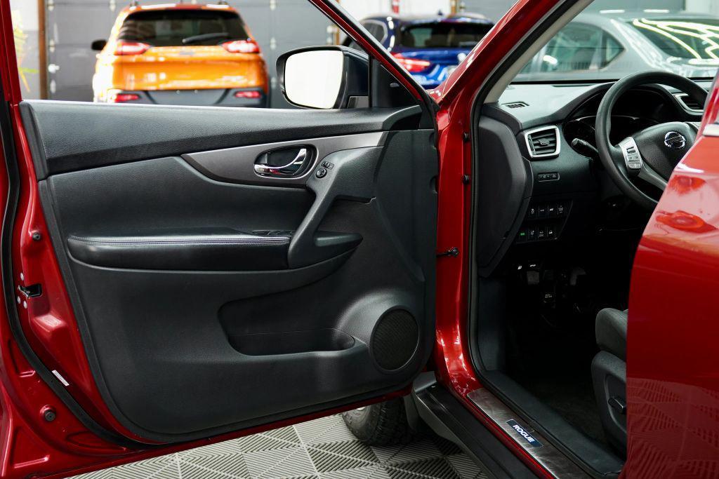 used 2016 Nissan Rogue car, priced at $12,700