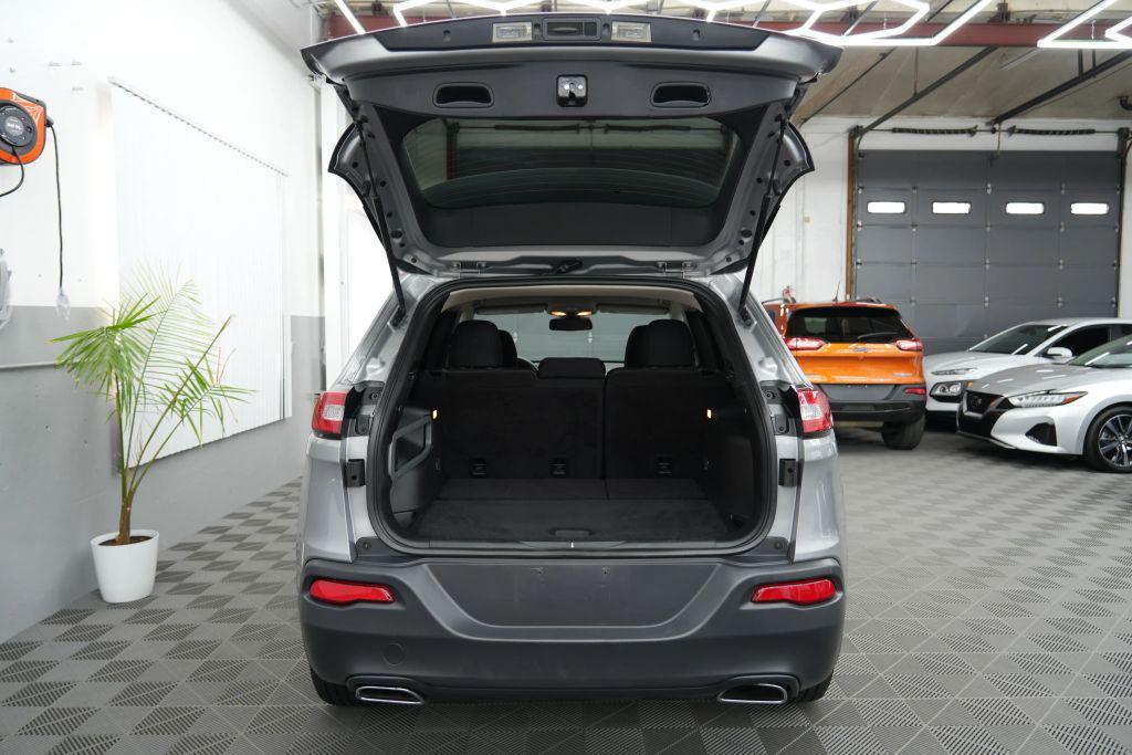 used 2016 Jeep Cherokee car, priced at $11,999