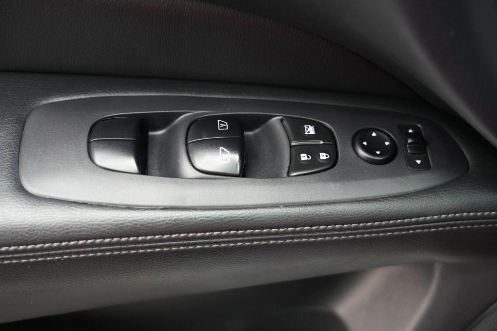 used 2018 Nissan Pathfinder car, priced at $15,999