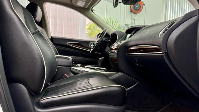 used 2018 INFINITI QX60 car, priced at $16,500