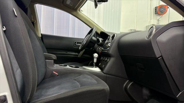 used 2014 Nissan Rogue Select car, priced at $7,200