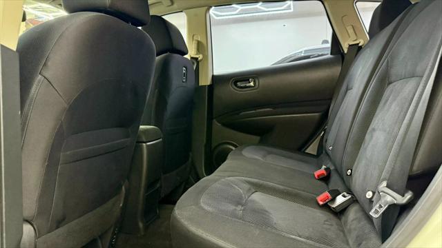 used 2014 Nissan Rogue Select car, priced at $7,200
