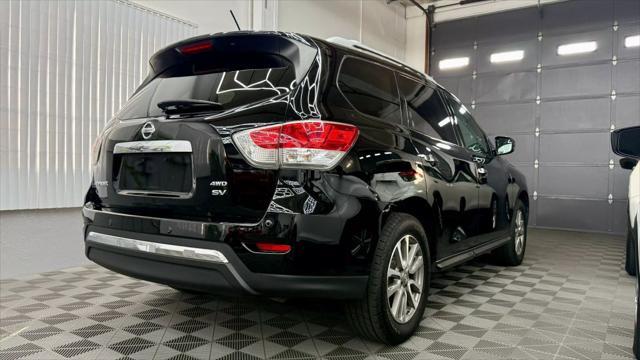 used 2013 Nissan Pathfinder car, priced at $8,900