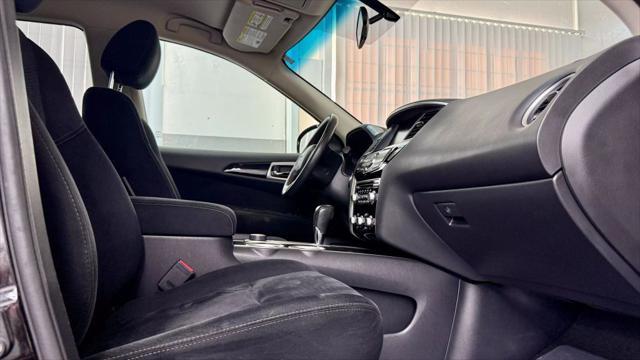used 2013 Nissan Pathfinder car, priced at $8,900