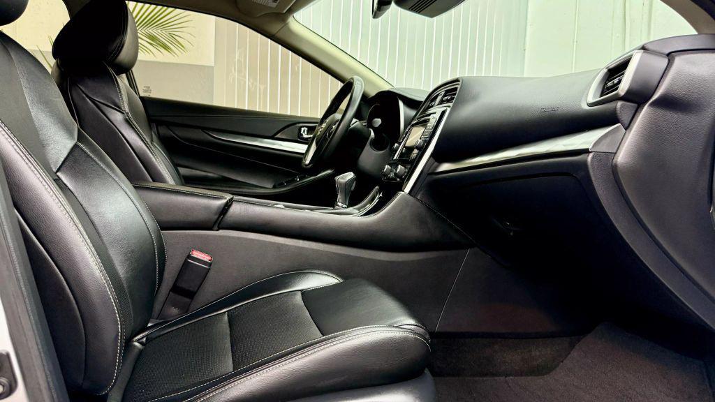 used 2020 Nissan Maxima car, priced at $15,000