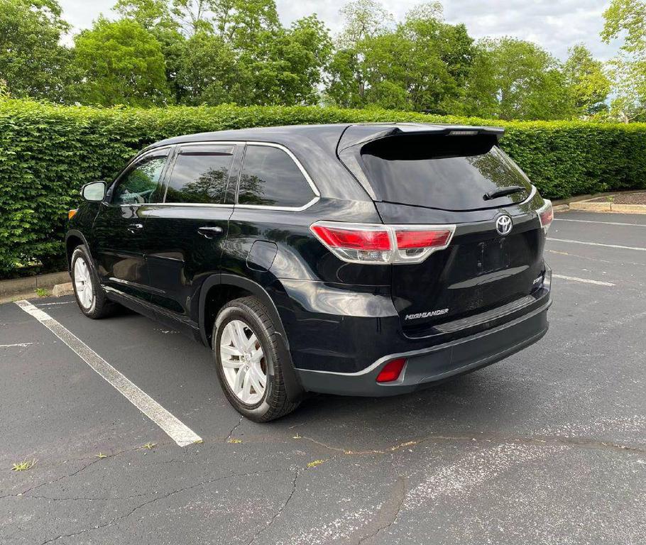 used 2015 Toyota Highlander car, priced at $12,900