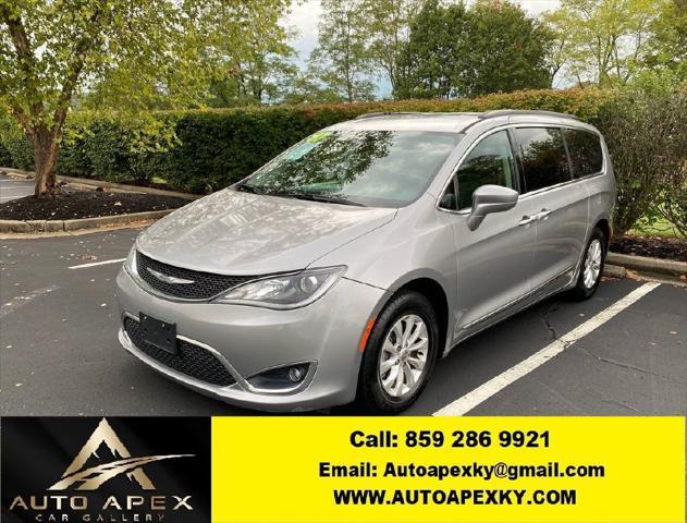 used 2017 Chrysler Pacifica car, priced at $14,900