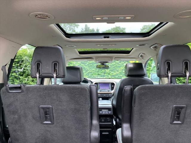 used 2019 GMC Acadia car, priced at $13,900