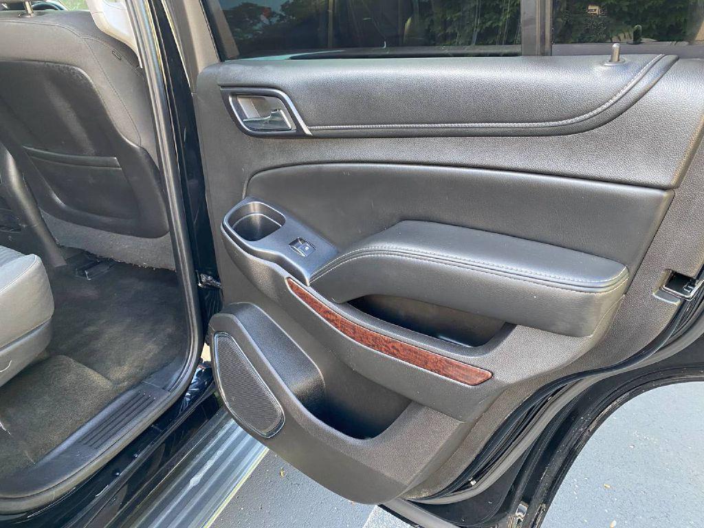 used 2015 GMC Yukon car, priced at $13,900