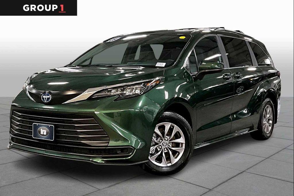 used 2025 Toyota Sienna car, priced at $42,988
