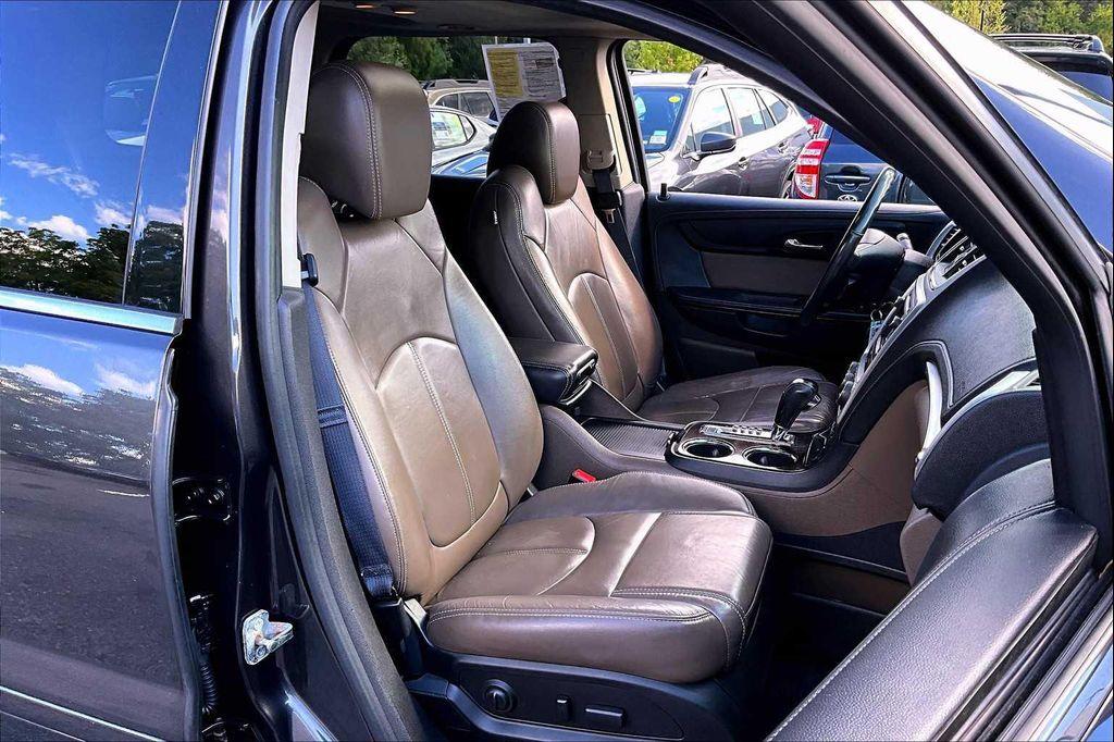 used 2015 GMC Acadia car, priced at $10,977