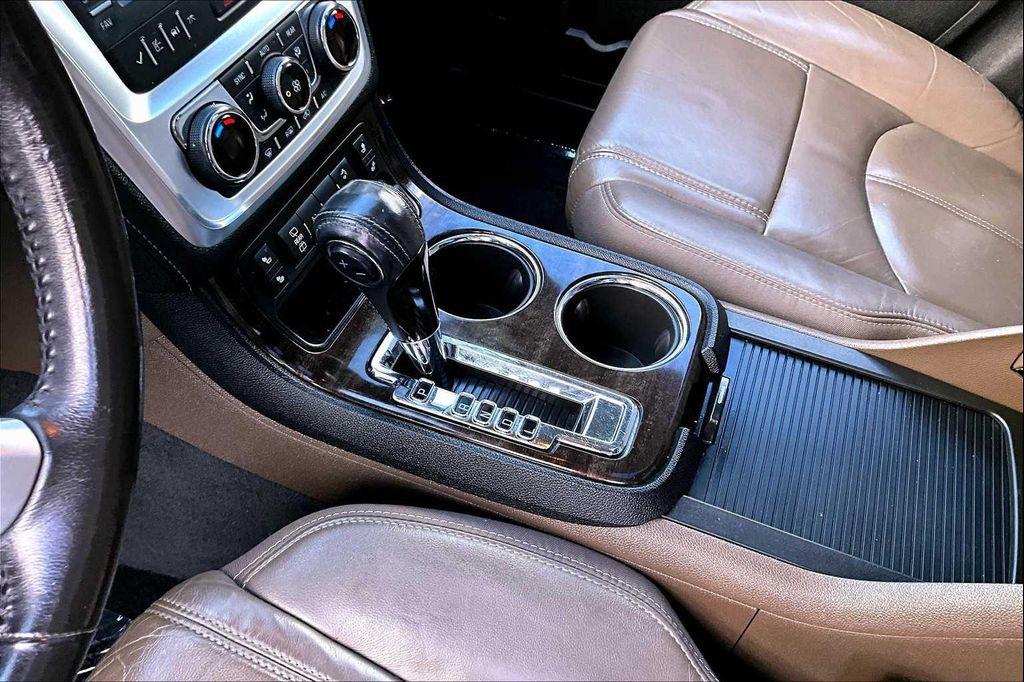 used 2015 GMC Acadia car, priced at $10,977