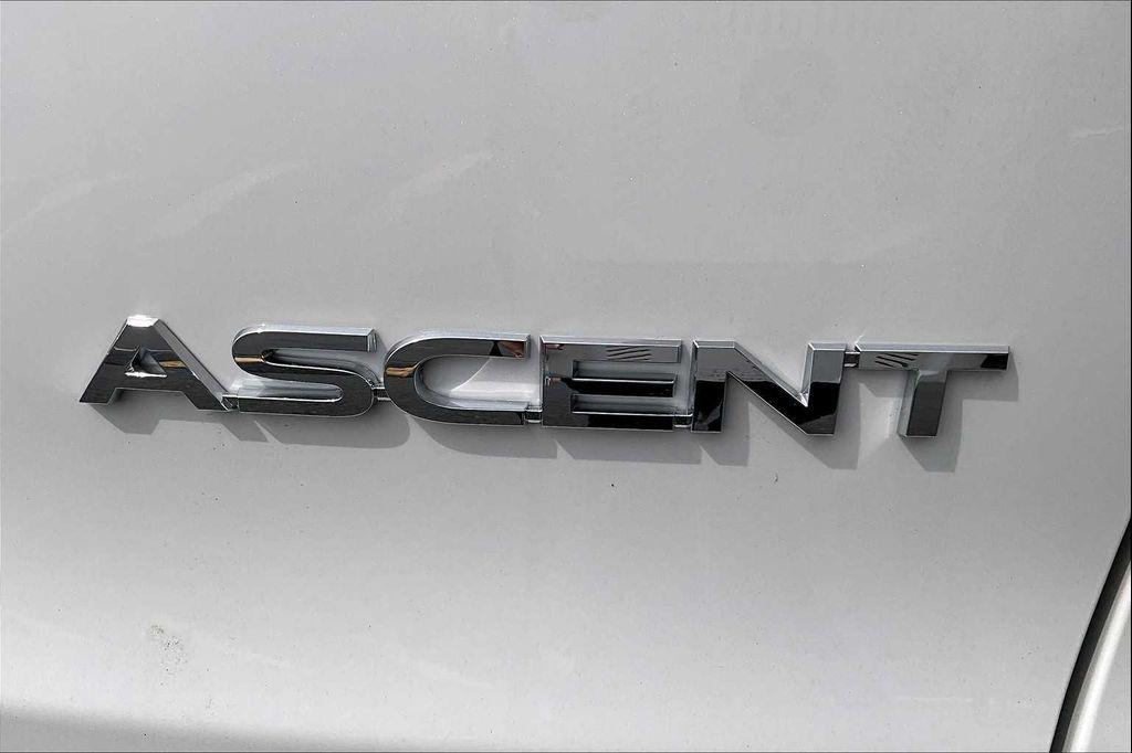 new 2025 Subaru Ascent car, priced at $38,515
