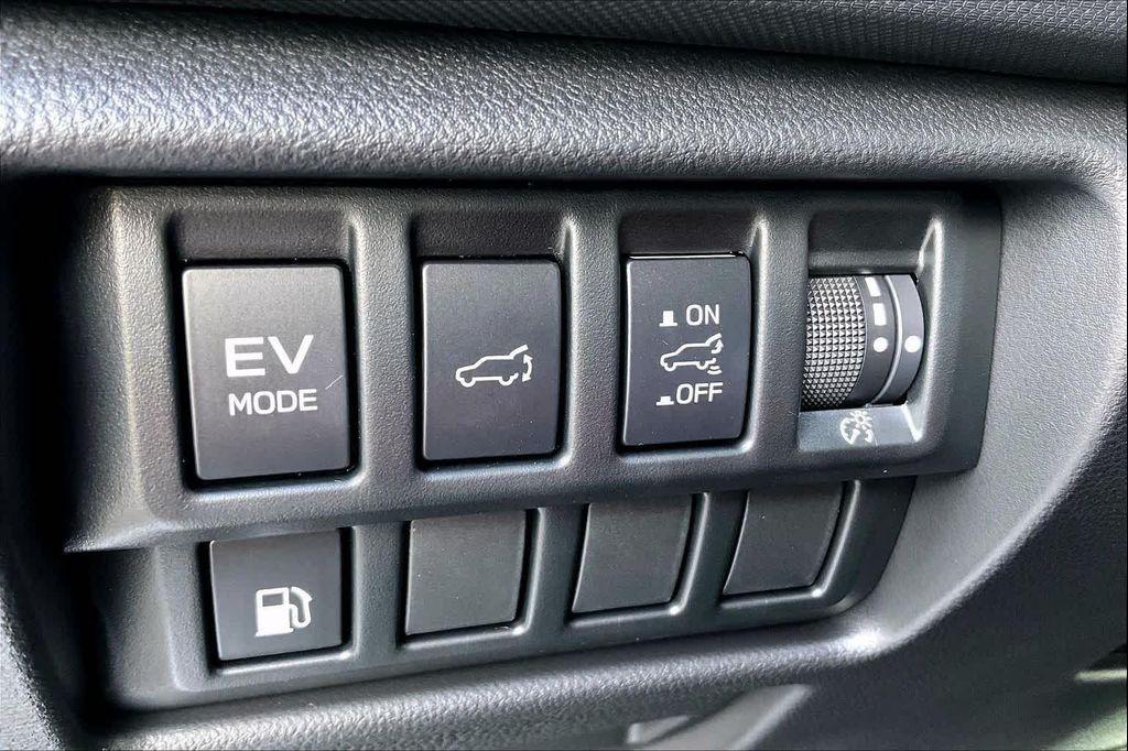 new 2025 Subaru Forester Hybrid car, priced at $39,308