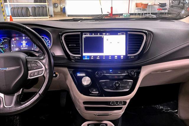 used 2021 Chrysler Pacifica Hybrid car, priced at $21,767