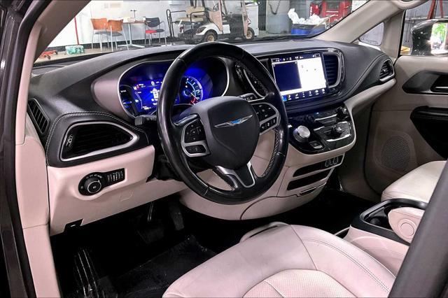 used 2021 Chrysler Pacifica Hybrid car, priced at $21,767