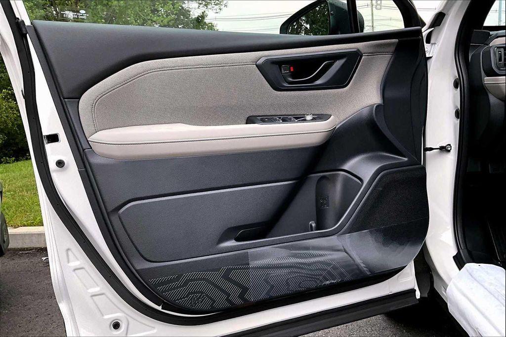 new 2025 Subaru Forester Hybrid car, priced at $35,343