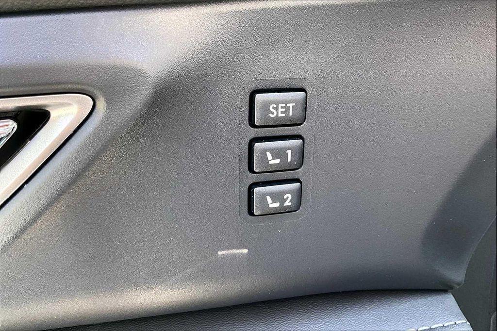 new 2025 Subaru Ascent car, priced at $45,437