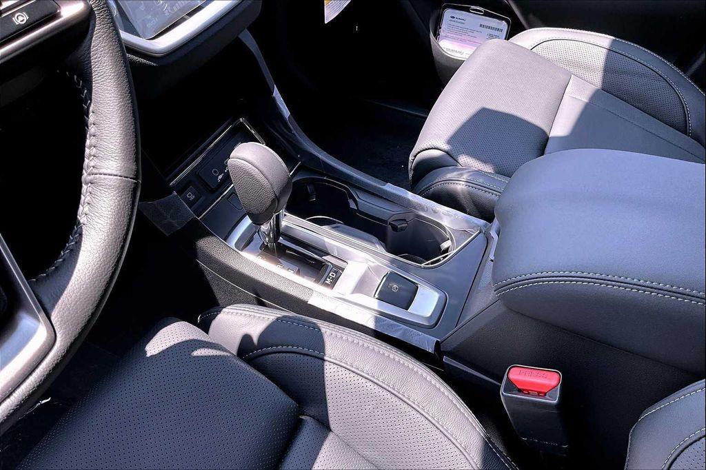 new 2025 Subaru Ascent car, priced at $45,437