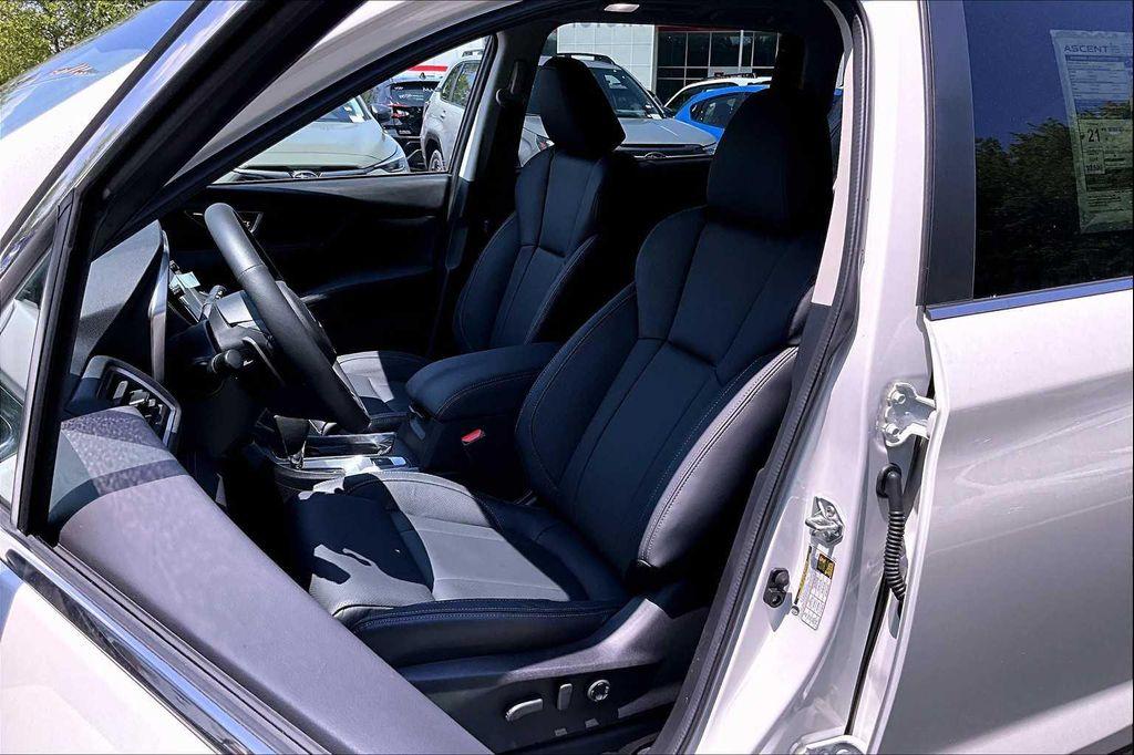 new 2025 Subaru Ascent car, priced at $45,437