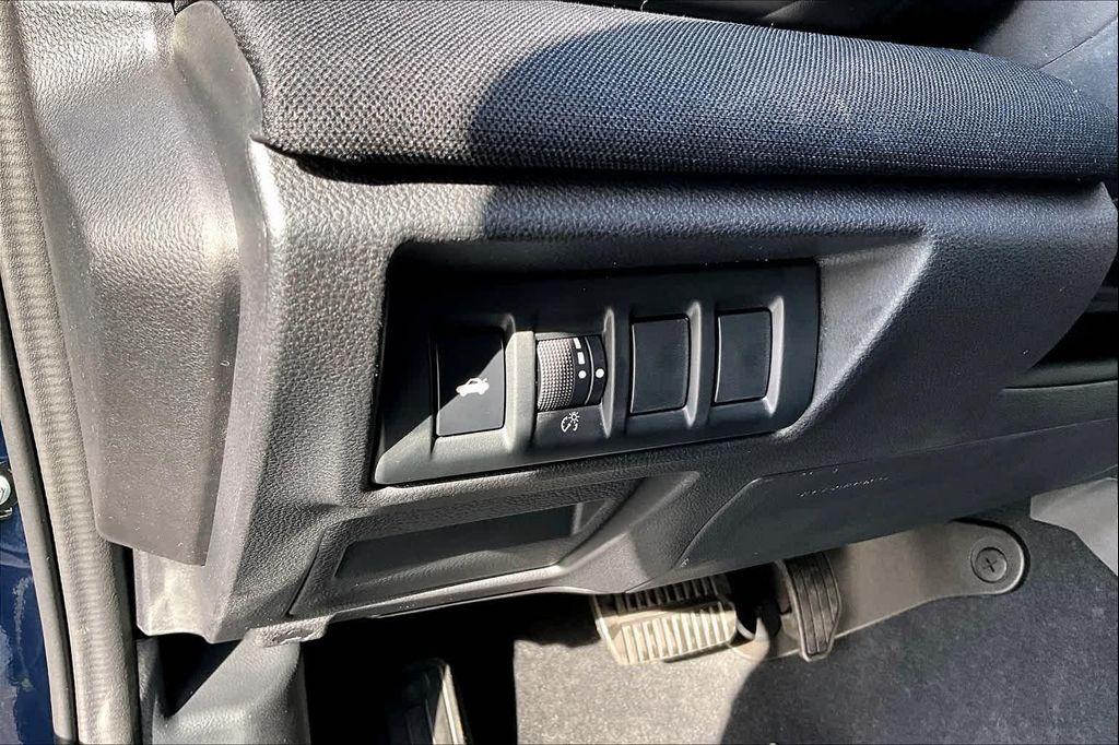 new 2025 Subaru Legacy car, priced at $29,089