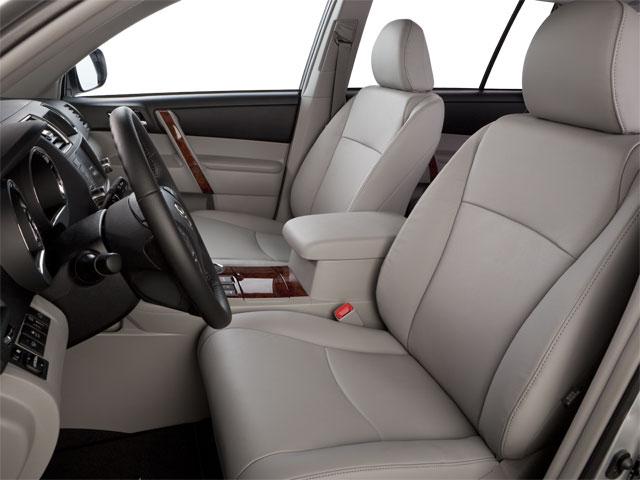 used 2013 Toyota Highlander car, priced at $12,997