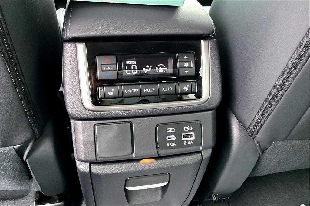 new 2025 Subaru Ascent car, priced at $45,437