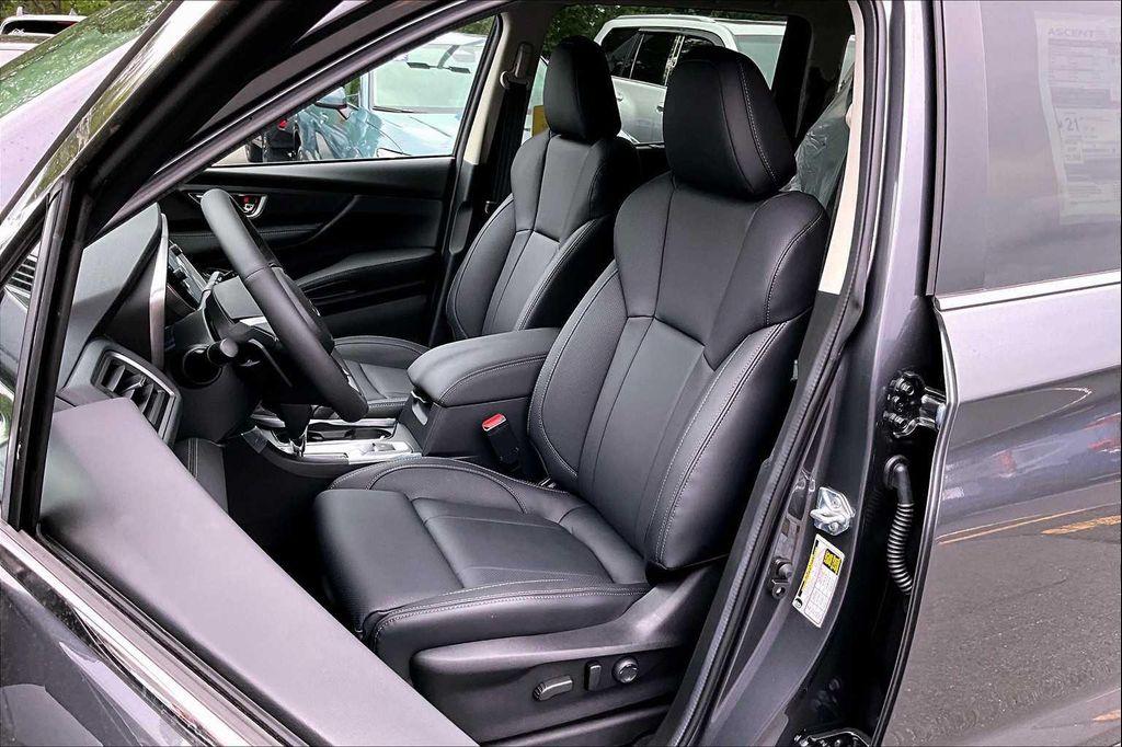 new 2025 Subaru Ascent car, priced at $45,437