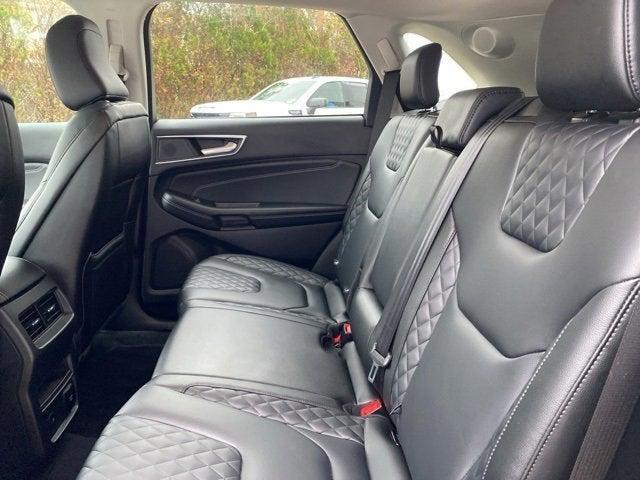 used 2024 Ford Edge car, priced at $32,104