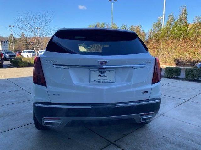 new 2025 Cadillac XT5 car, priced at $58,580