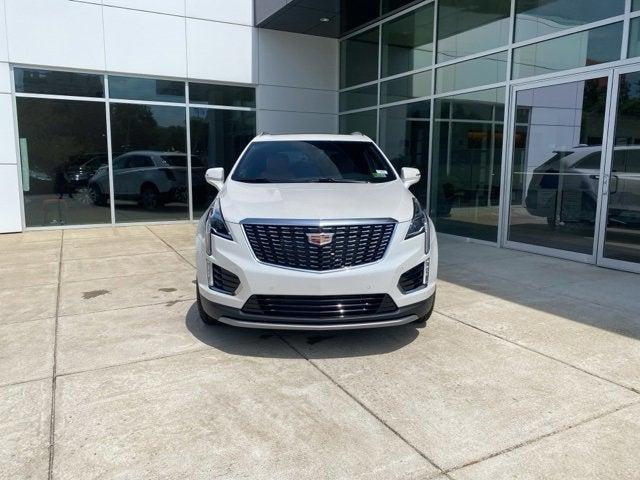 new 2025 Cadillac XT5 car, priced at $55,215