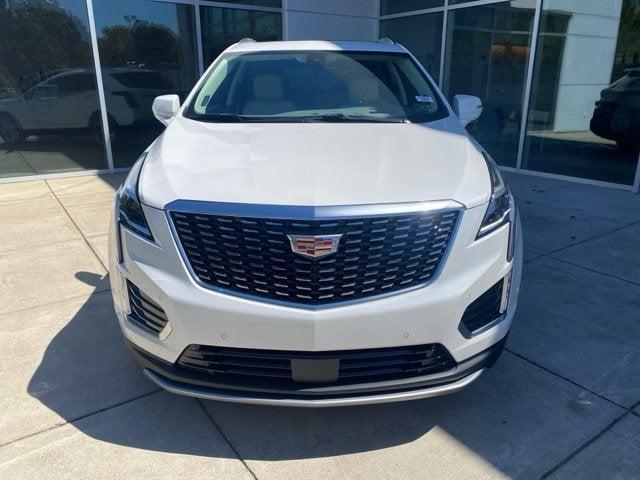 new 2025 Cadillac XT5 car, priced at $56,185