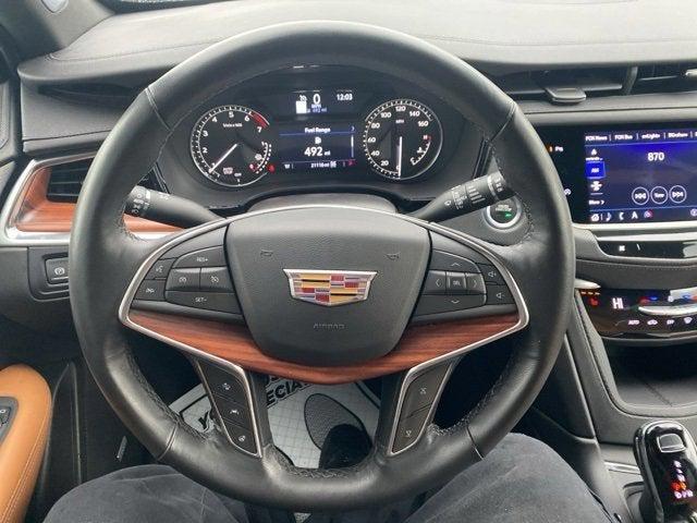 used 2024 Cadillac XT5 car, priced at $45,386