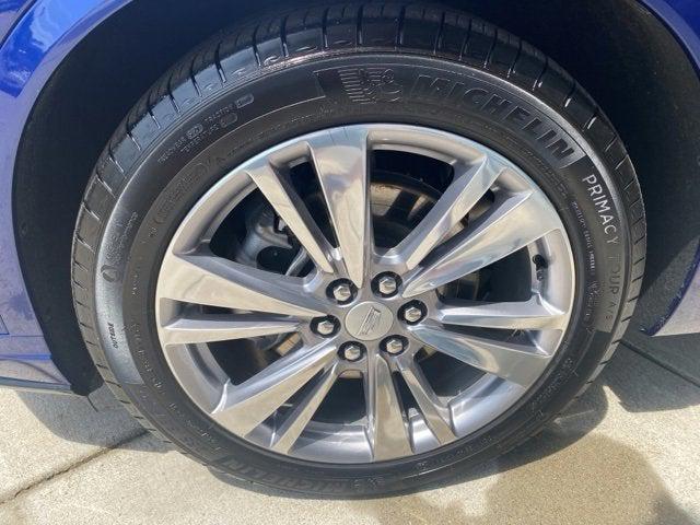 used 2024 Cadillac XT6 car, priced at $44,544