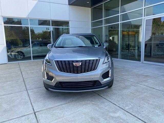 new 2025 Cadillac XT5 car, priced at $50,240