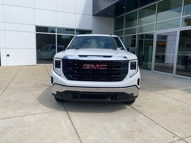 new 2025 GMC Sierra 1500 car, priced at $35,689